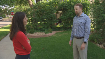 ring home invasion 10pkg transfer frame 828 2 Ring Doorbells Catch Woman Trying To Break Into Homes