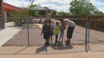 any street grocery 10pkg frame 712 Any Street Grocery Brings Fresh Produce To Food Deserts