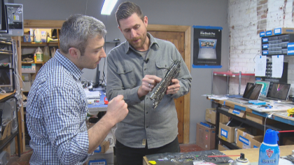 iphone glitch 10pkg frame 450 Affect Every Device Made In The Last 20 30 Years: Computer Security Flaw