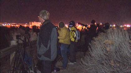 super blue blood moon 21 Despite Thin Layer Of Clouds, Early Risers See Lunar Trifecta