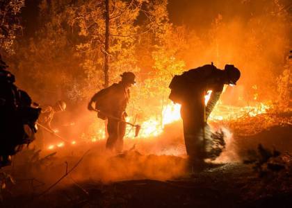 416 fire night credit wyoming hotshots Durango & Silverton Narrow Gauge Railroad Closed Due To 416 Fire