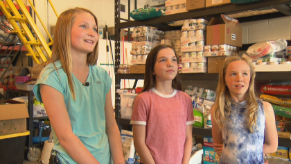 animal shelter donation 10pkg frame 812 Girls Collect Donations To Help Feed Dogs, Cats At Animal Shelter