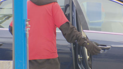 car wash ring 10pkg transfer frame 1427 Complete Panic: Man Desperately Searches For Family Heirloom