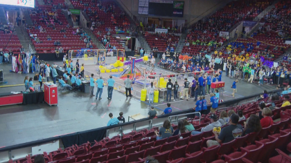 robotics competition 10pkg transfer frame 310 Robotics Competition Could Be First Step Towards Career In Aerospace