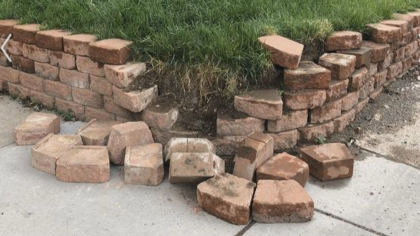 truck hits yard 10pkg transfer frame 180 Nobody Left A Card: Truck Hits Homeowners Wall Twice Without Notice