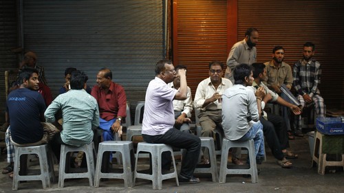 A brief history of Āddā-the Bengali fine art of discussion