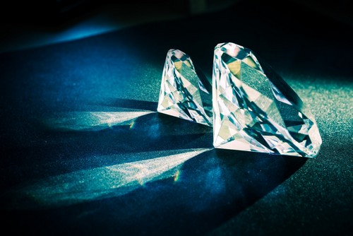 Blockchain Exchange Secures $50 Million in Diamonds for ETF Launch