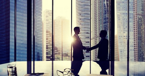 Coinbase Hires Silicon Valley Dealmaker as Firm Explores Potential Acquisitions