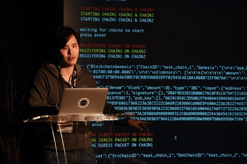 Cosmos and the Dream of Anti-Maximalism