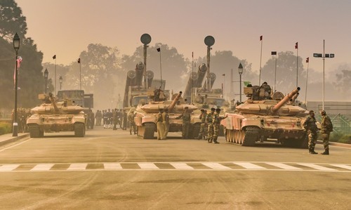 India’s Defense Minister Touts Blockchain, AI Role in Combat