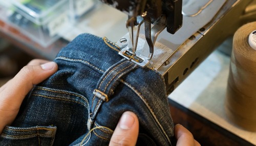 Levi Strauss, Harvard Trial Ethereum Tech, to Track Factory Workers’ Welfare