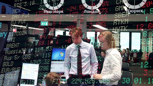 Russian Officials Shrug Off Steep Ruble Fall