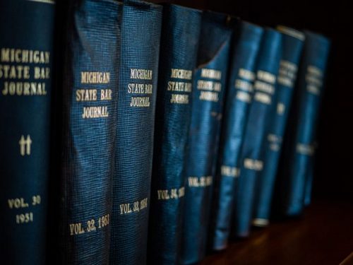 SEC, CFTC Hits 1Broker Crypto Platform With Charges