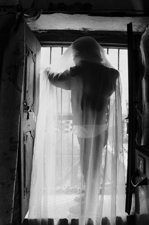 The disappearing world of Lucknow’s Badla embroidery artisans