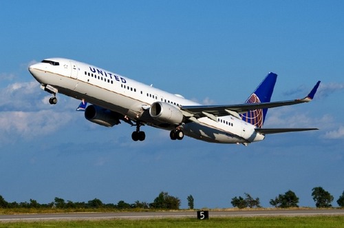 United Airlines puts global media, digital business up for review