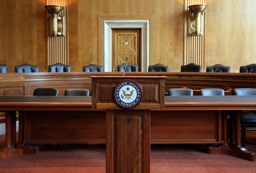 What to Expect When CFTC, SEC Chiefs Talk Crypto With Congress