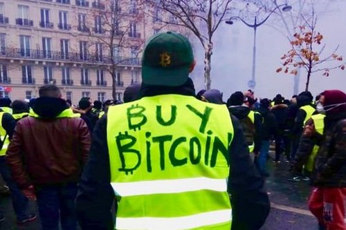 What We Know, About Yellow Vests’ Bank Run, and How Crypto Could Help It