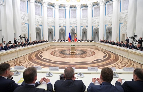 Why Russian Oligarchs Remain Loyal to Putin (Op-ed)